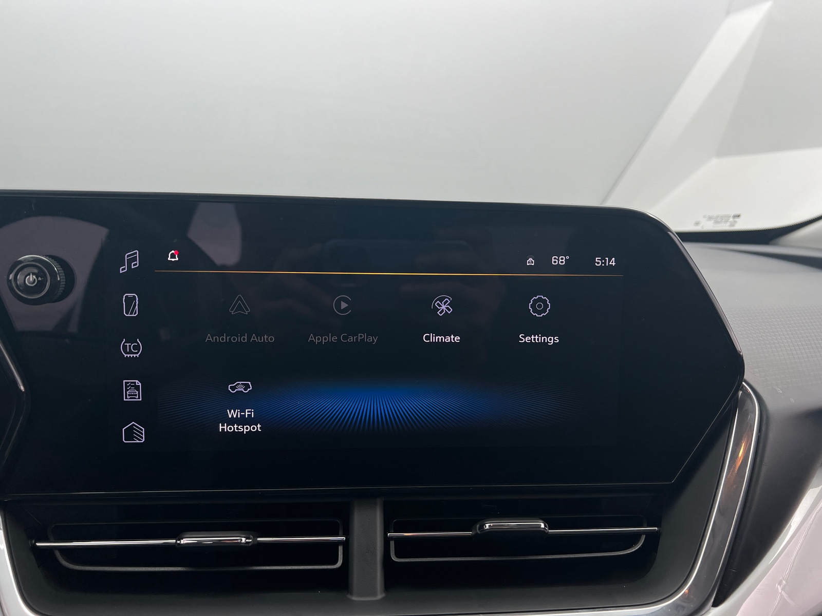 Thumbnail: 2025 Chevrolet Trax - 4