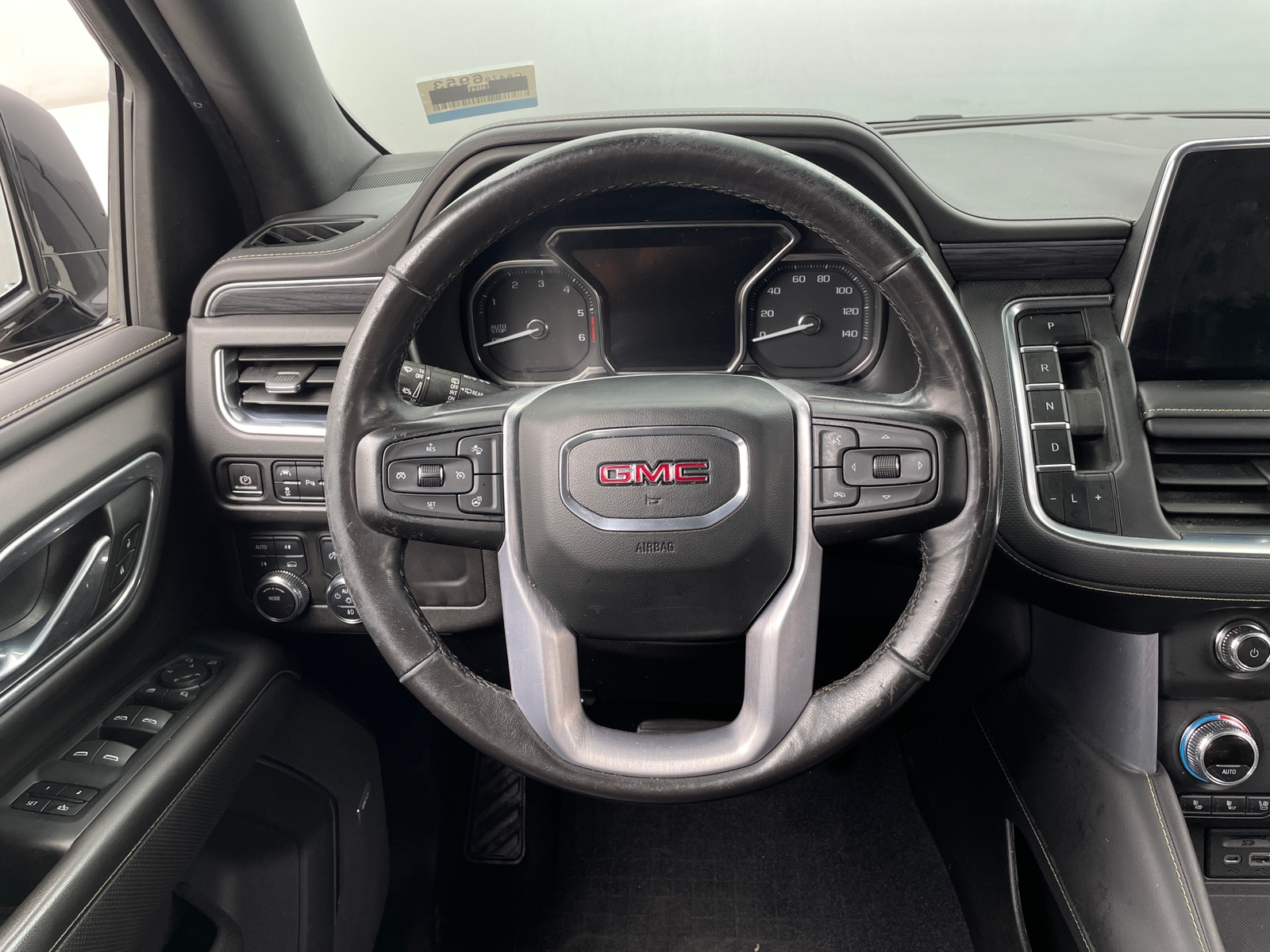 Thumbnail: 2021 GMC Yukon XL - 4