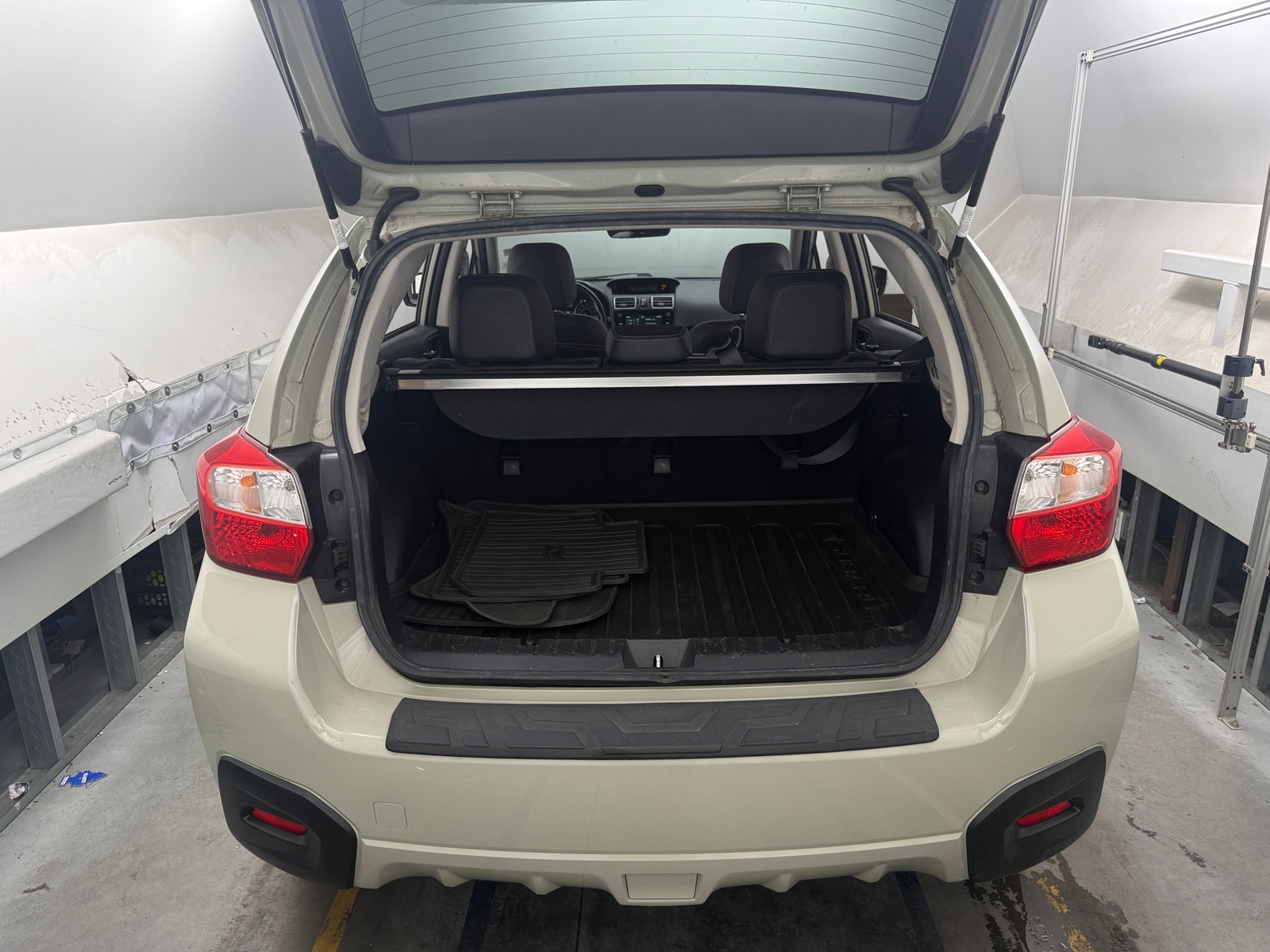 Thumbnail: 2017 Subaru Crosstrek - 6