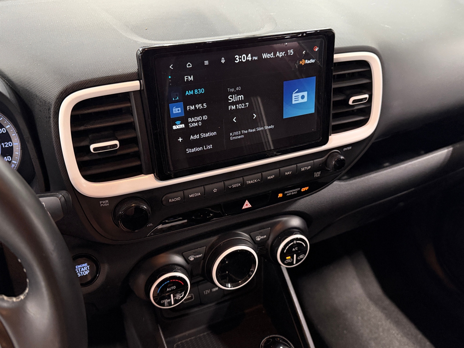 Thumbnail: 2022 Hyundai Venue - 4