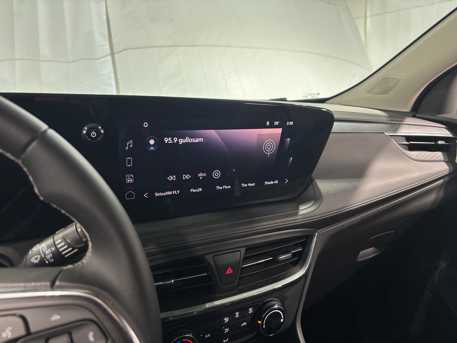 Thumbnail: 2025 Buick Encore GX - 3