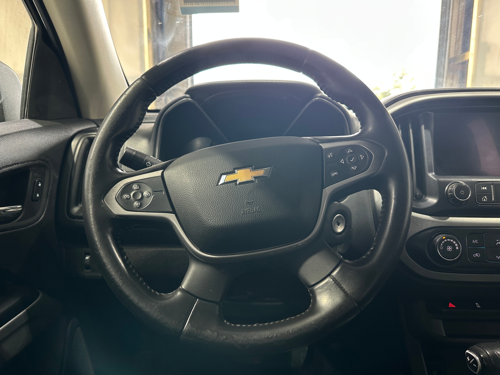 Thumbnail: 2021 Chevrolet Colorado - 5