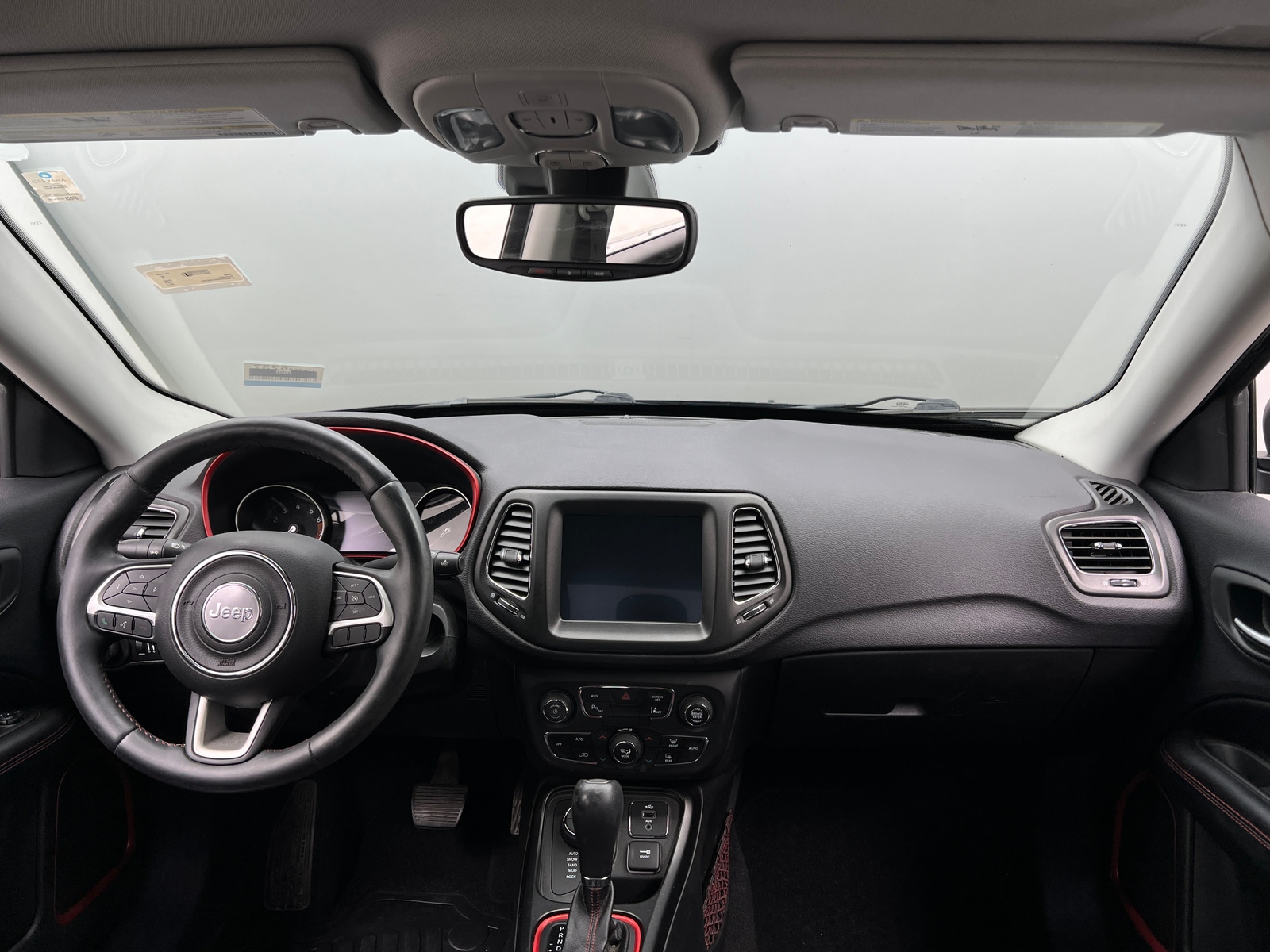 Thumbnail: 2017 Jeep Compass - 3