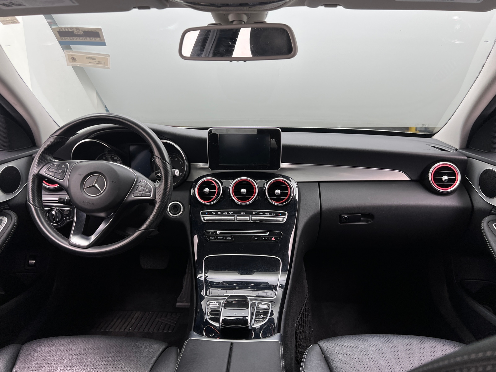 Thumbnail: 2015 Mercedes-Benz C-Class - 2