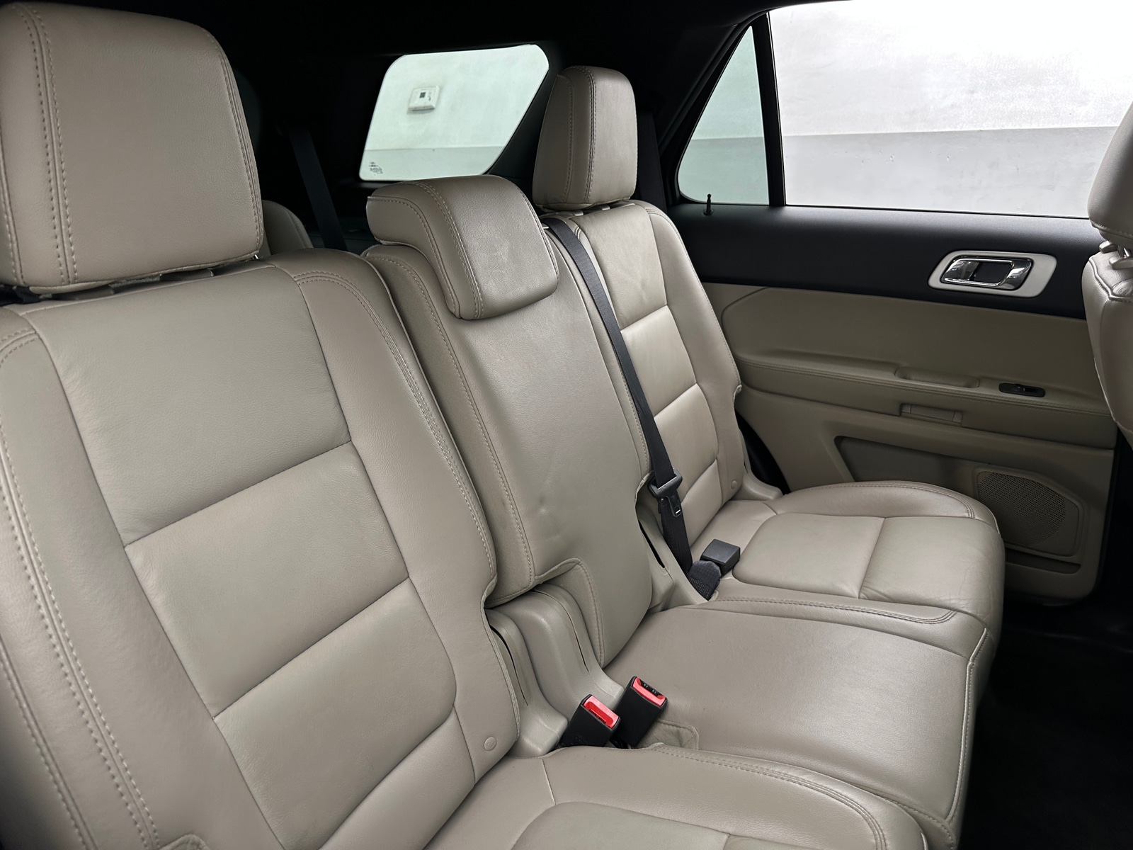 Thumbnail: 2015 Ford Explorer - 5