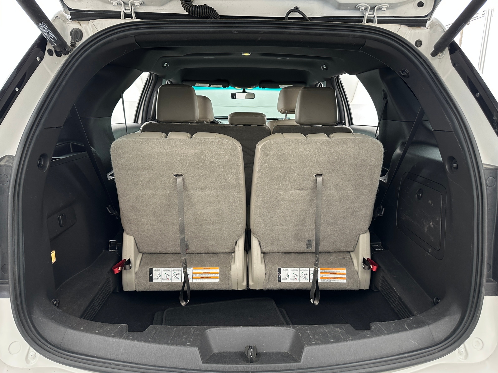 Thumbnail: 2015 Ford Explorer - 6