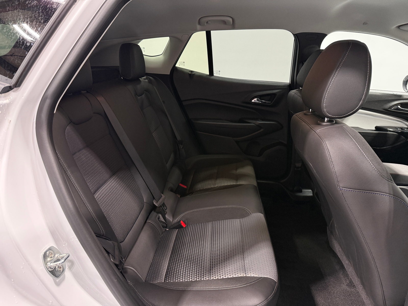Thumbnail: 2025 Chevrolet Trax - 6