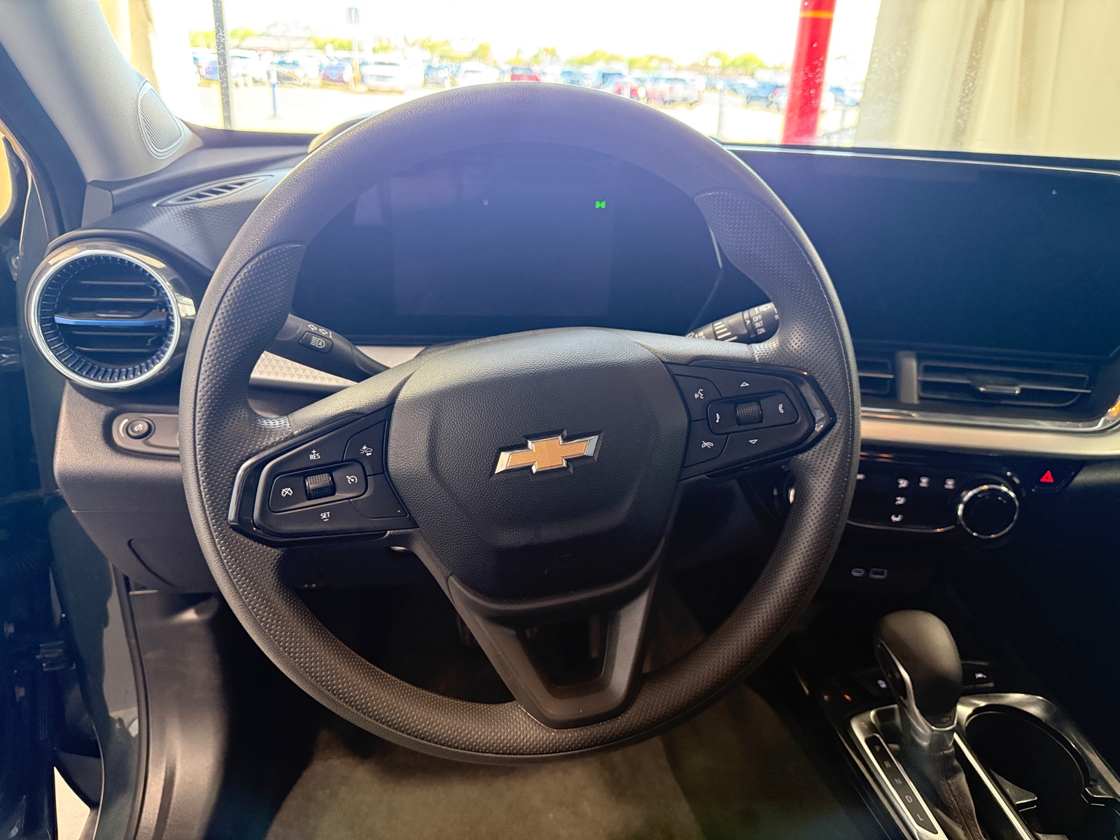 Thumbnail: 2025 Chevrolet Trax - 5