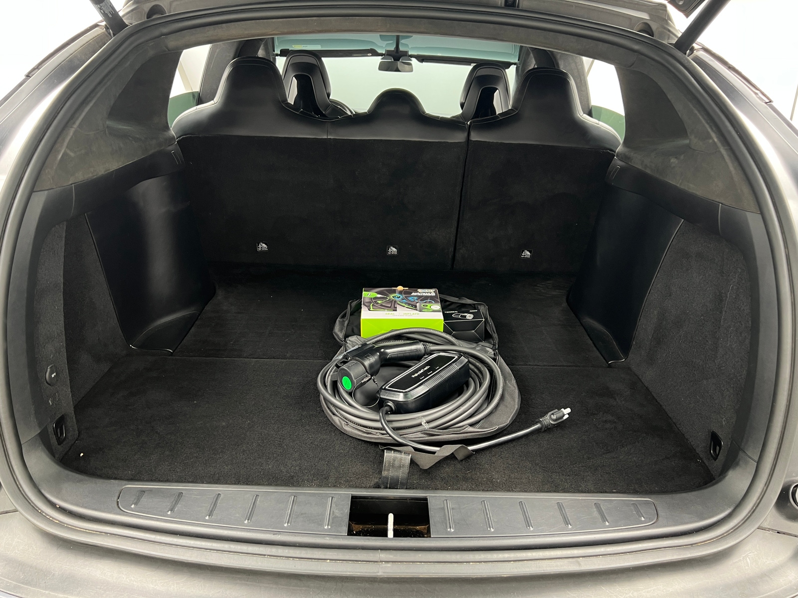 Thumbnail: 2017 Tesla Model X - 6