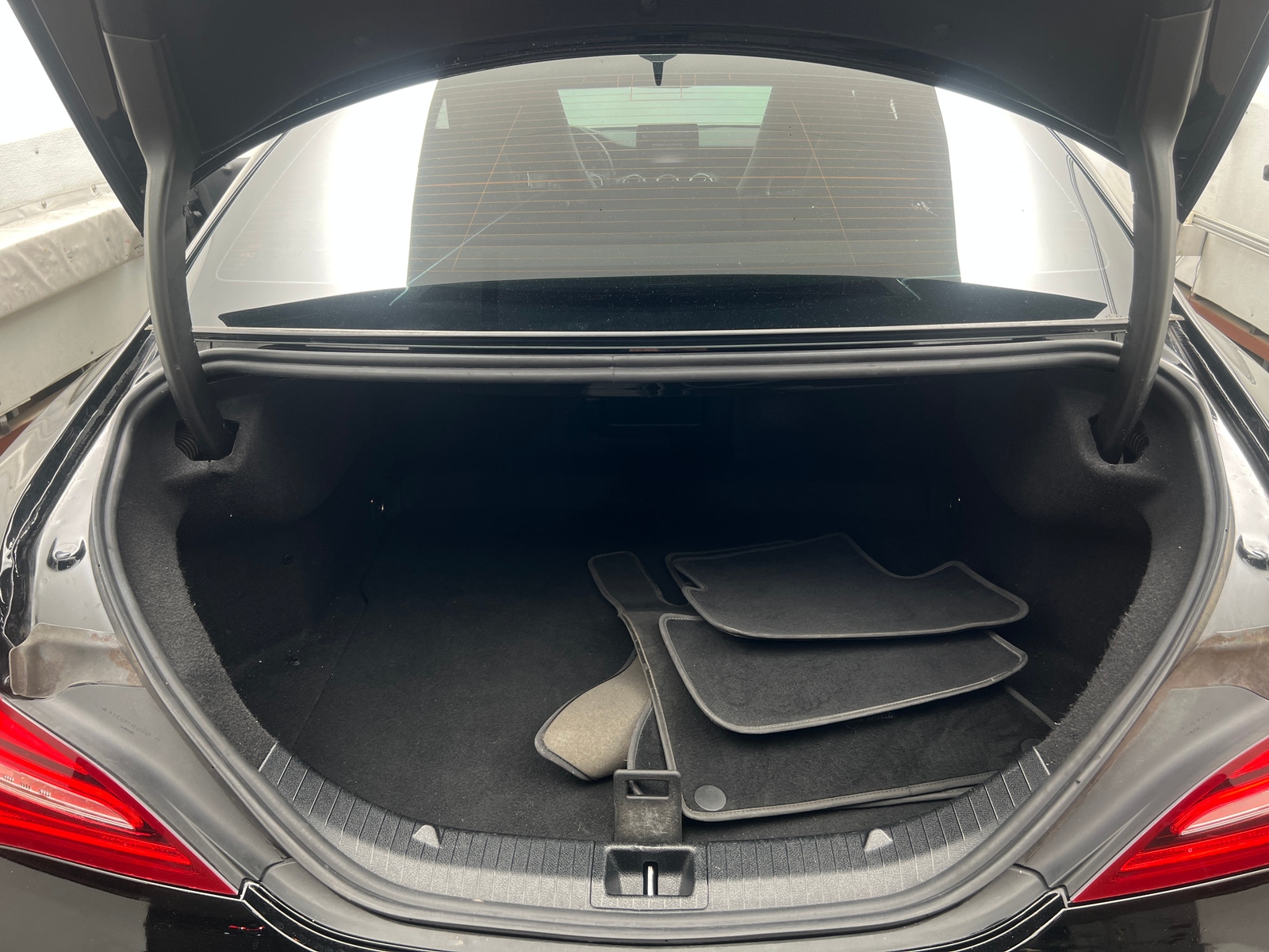 Thumbnail: 2019 Mercedes-Benz CLA - 6