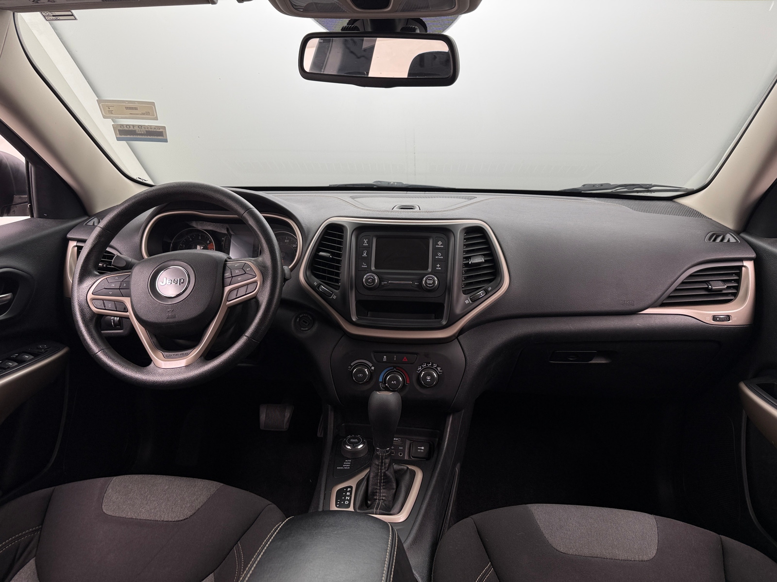 Thumbnail: 2017 Jeep Cherokee - 3