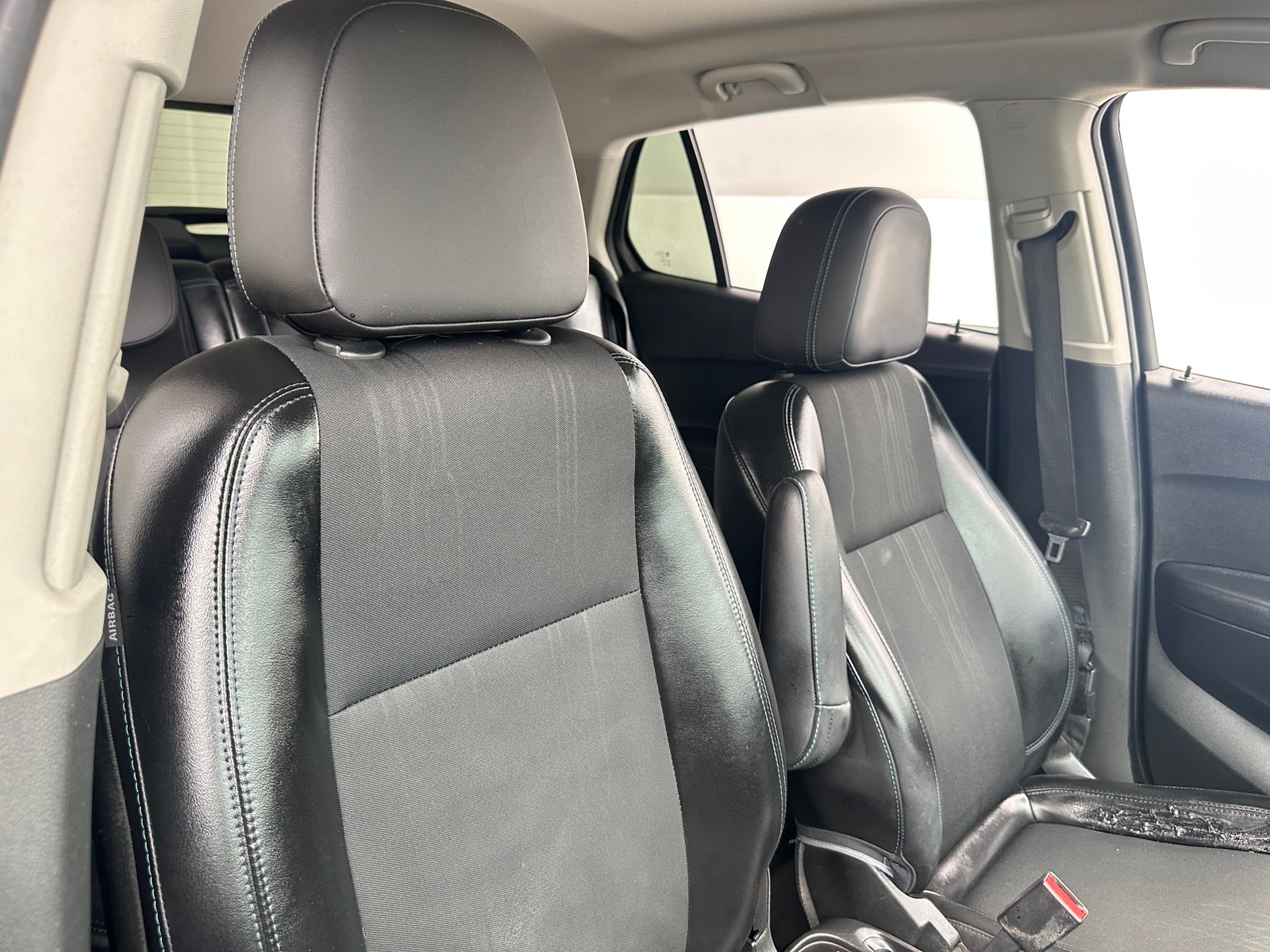 Thumbnail: 2015 Chevrolet Trax - 2