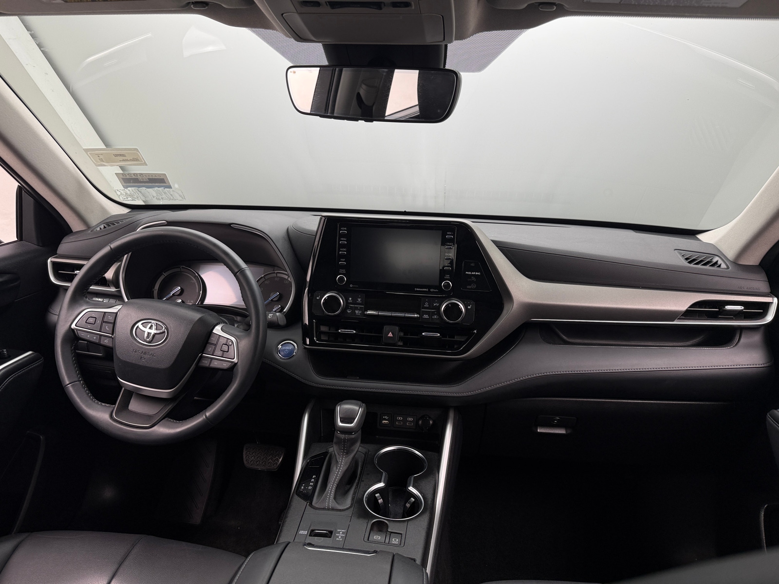Thumbnail: 2022 Toyota Highlander - 2
