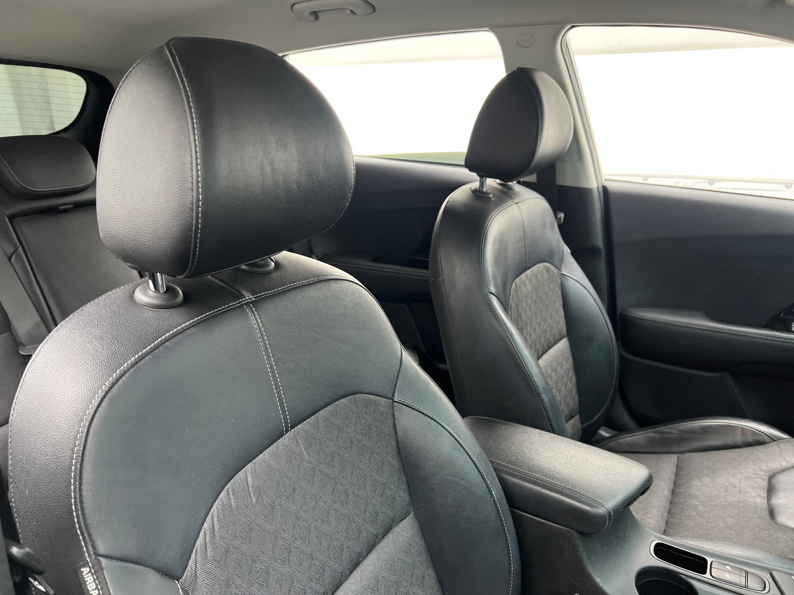 Thumbnail: 2018 Kia Niro - 2