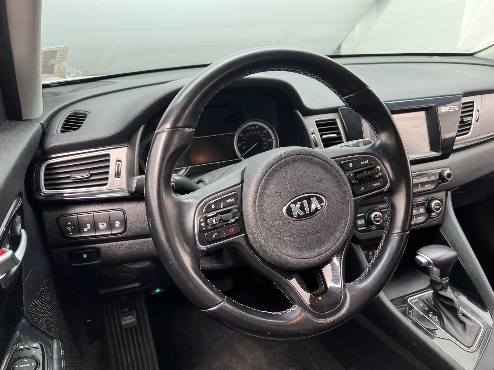 Thumbnail: 2018 Kia Niro - 5