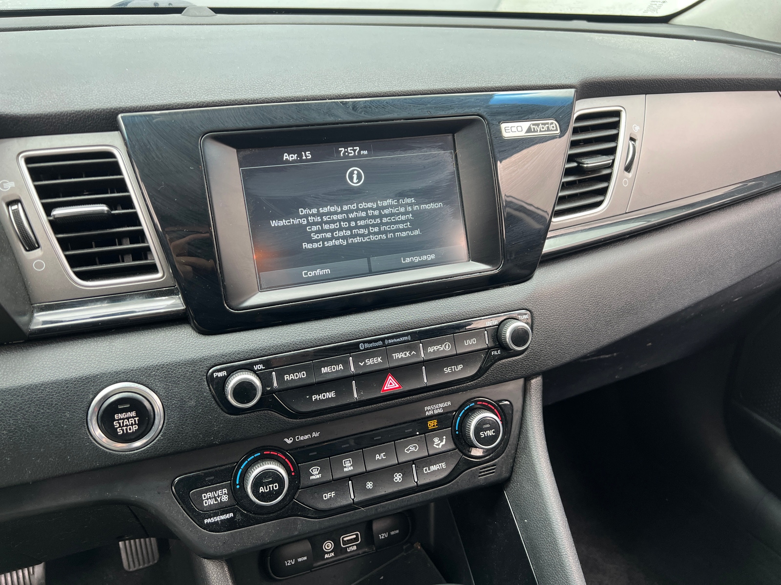 Thumbnail: 2018 Kia Niro - 4