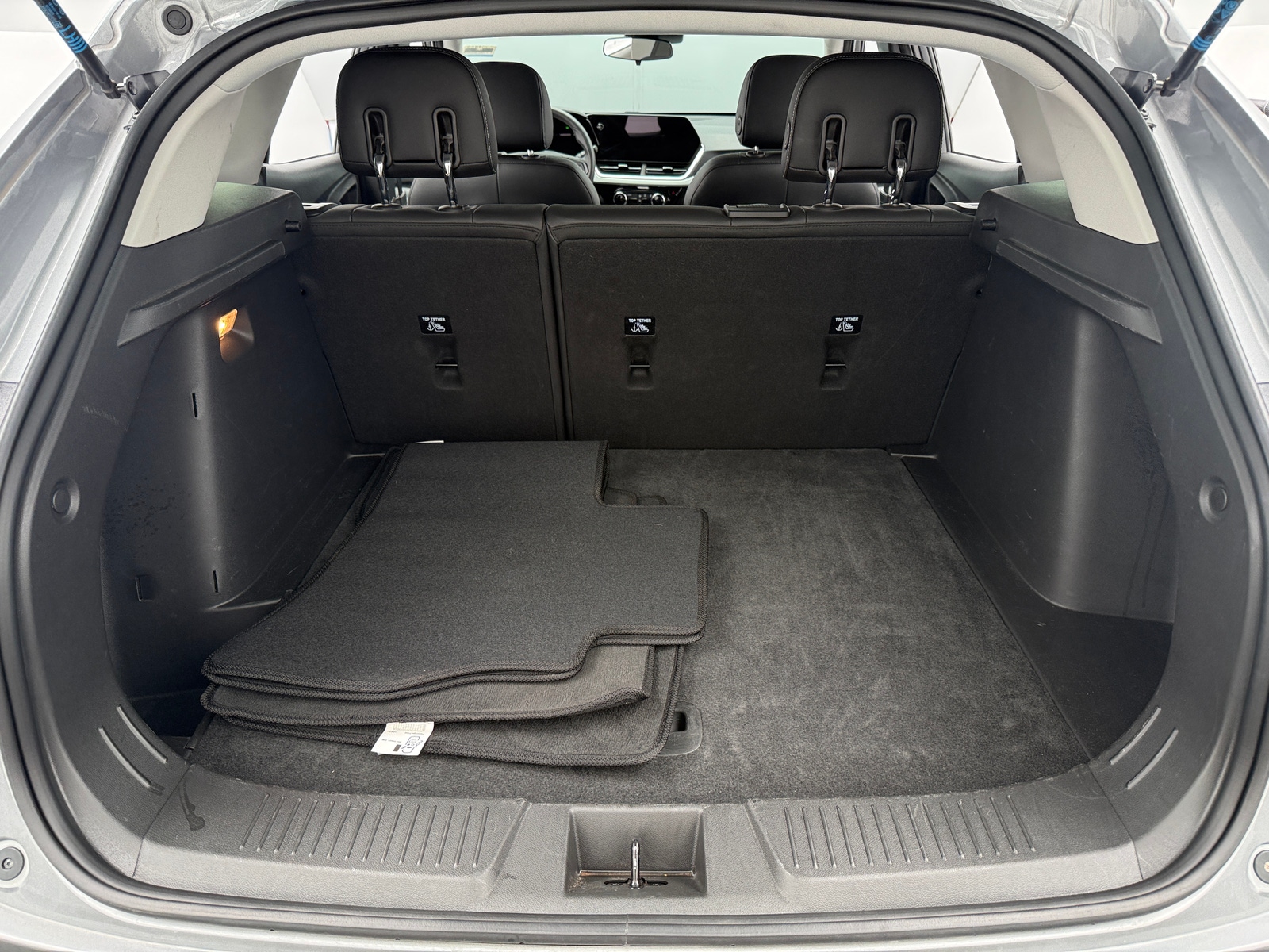 Thumbnail: 2025 Chevrolet Trax - 7