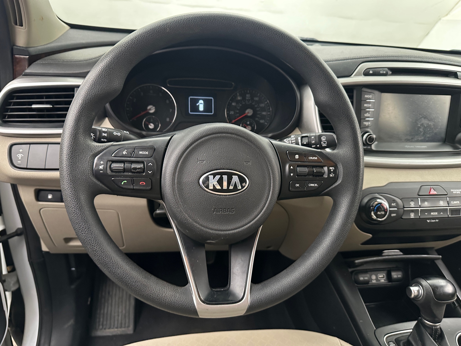 Thumbnail: 2018 Kia Sorento - 5