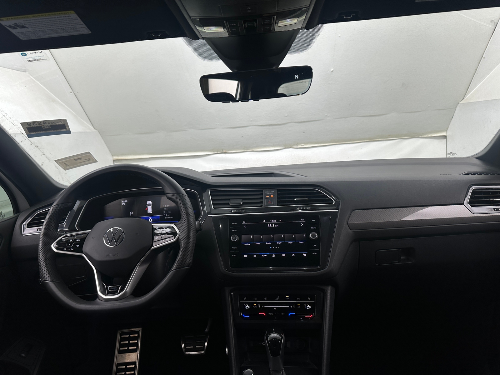 Thumbnail: 2024 Volkswagen Tiguan - 2