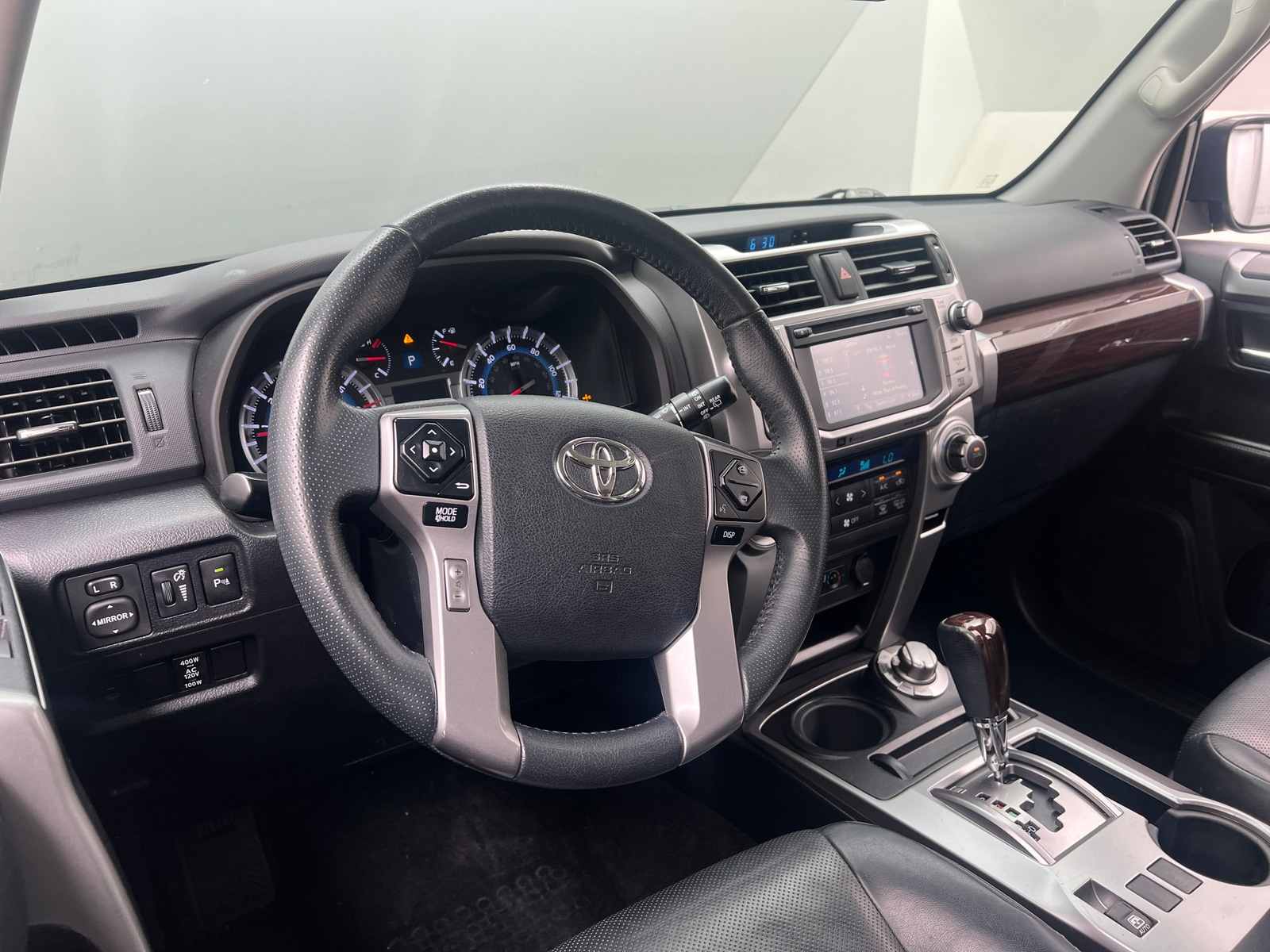 Thumbnail: 2018 Toyota 4Runner - 3