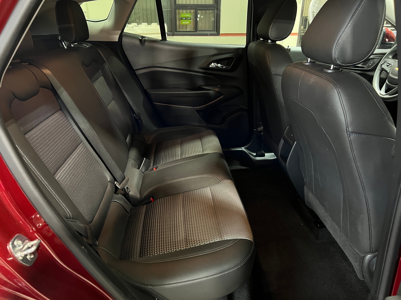 Thumbnail: 2025 Chevrolet Trax - 6