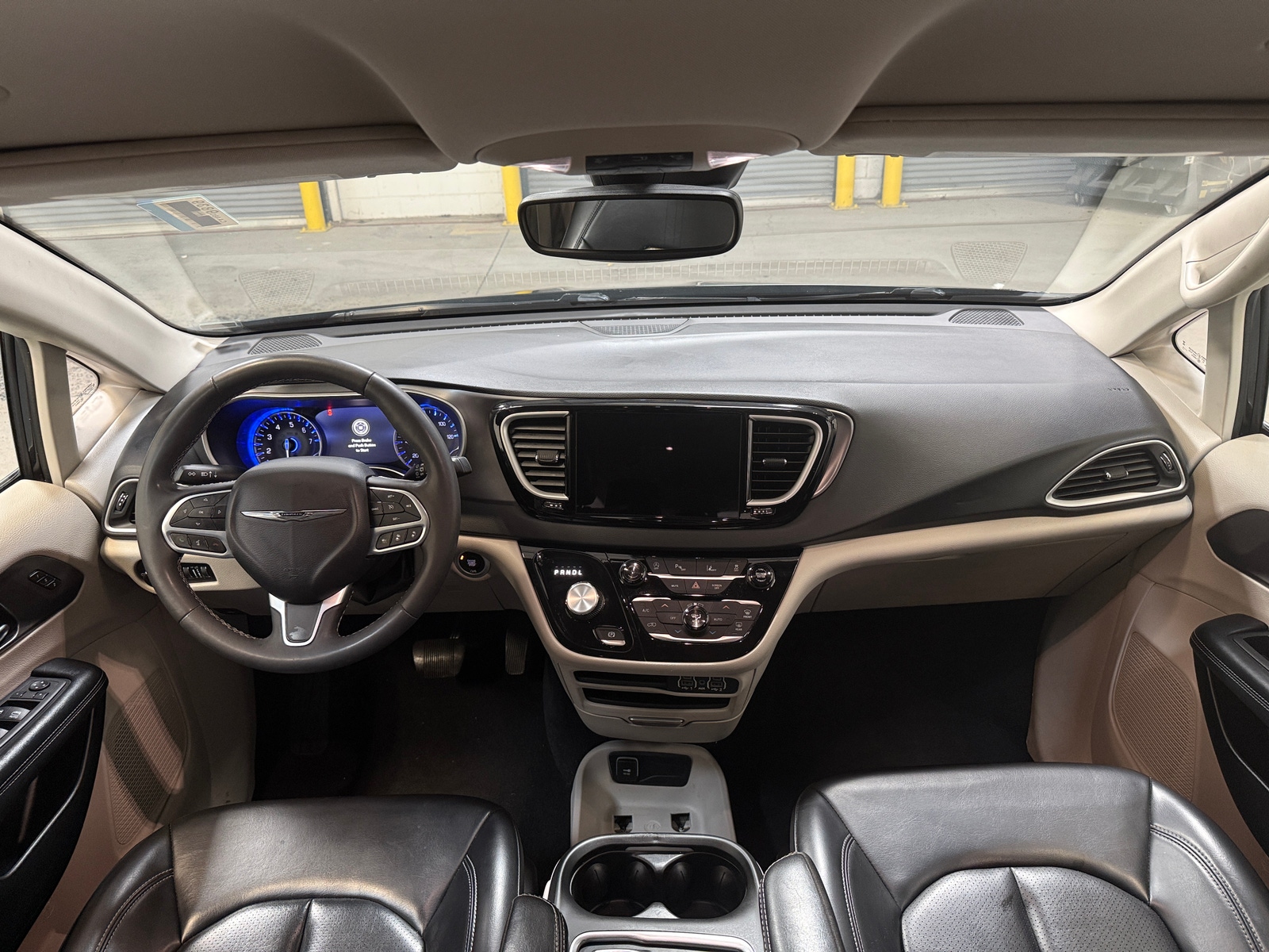 Thumbnail: 2023 Chrysler Pacifica - 2