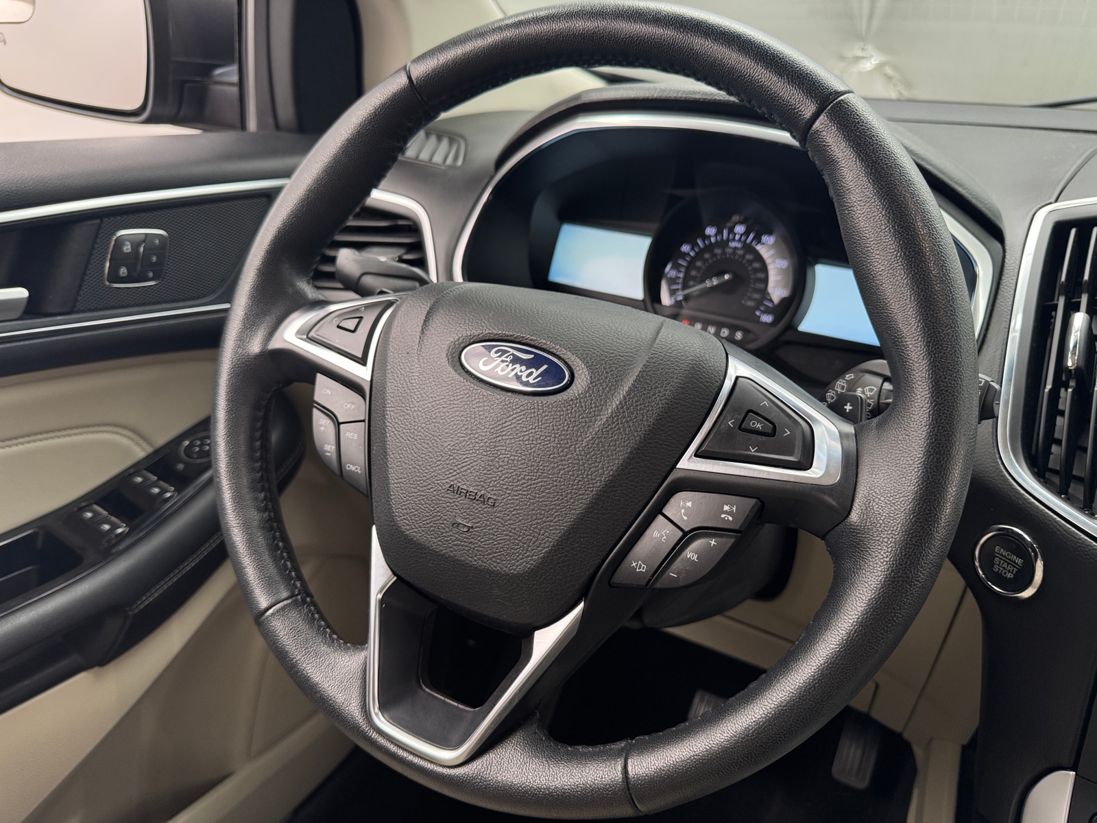 Thumbnail: 2018 Ford Edge - 4