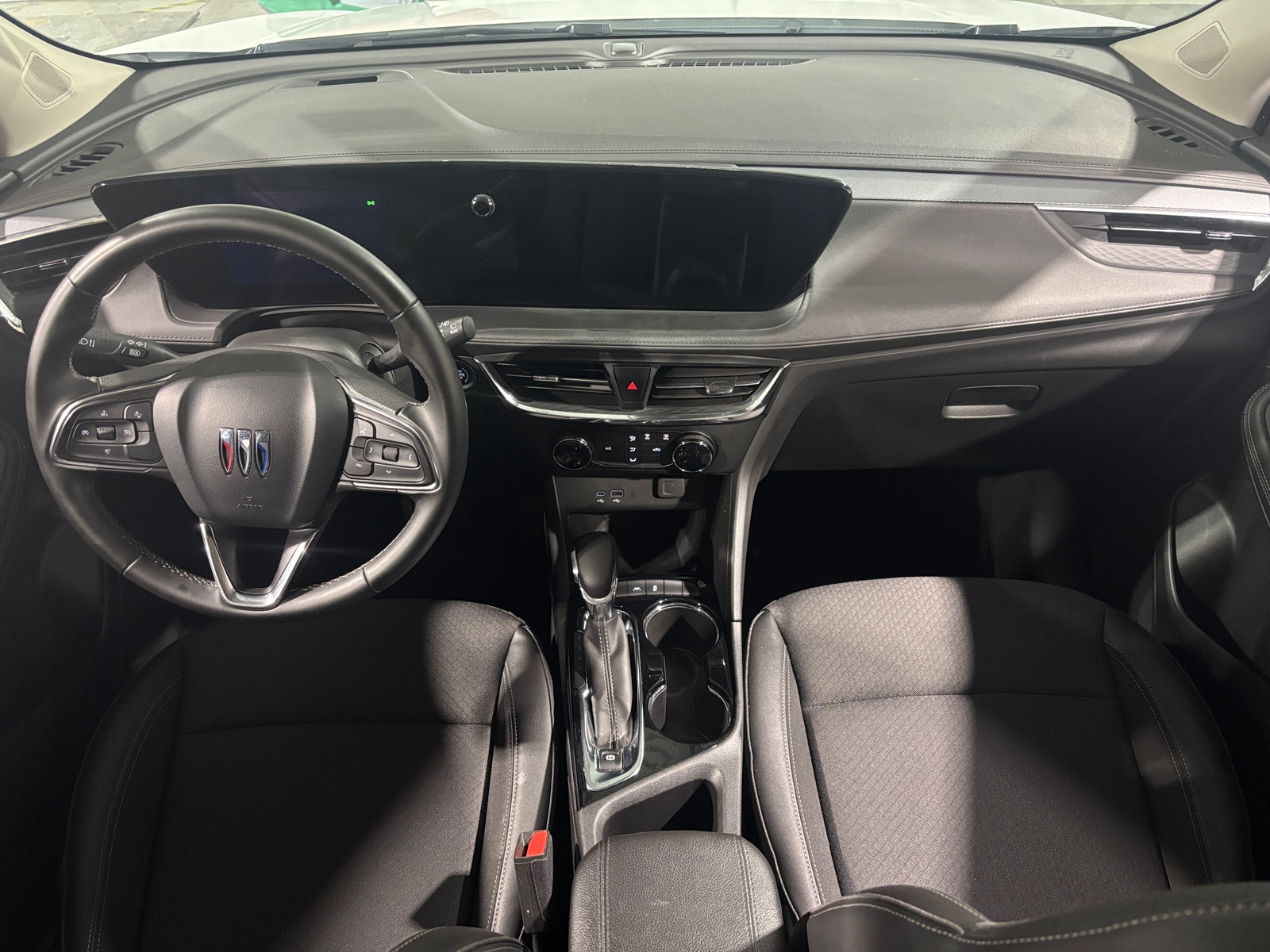 Thumbnail: 2025 Buick Encore GX - 2