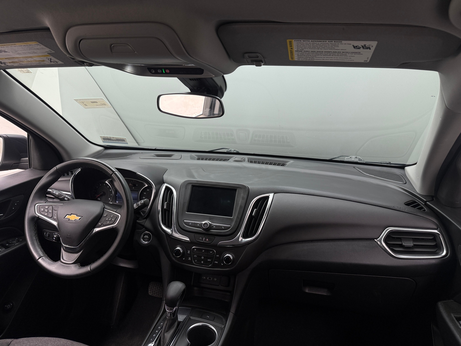 Thumbnail: 2023 Chevrolet Equinox - 3