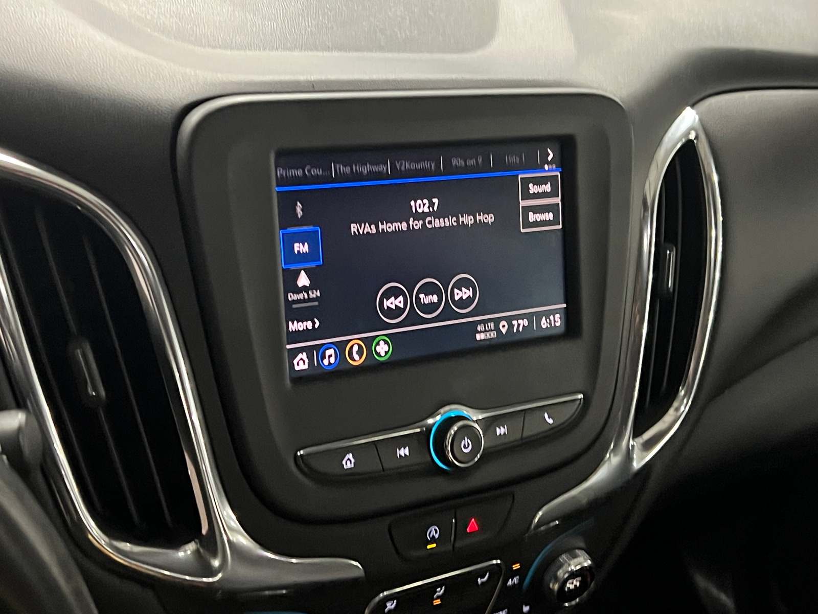 Thumbnail: 2023 Chevrolet Equinox - 4