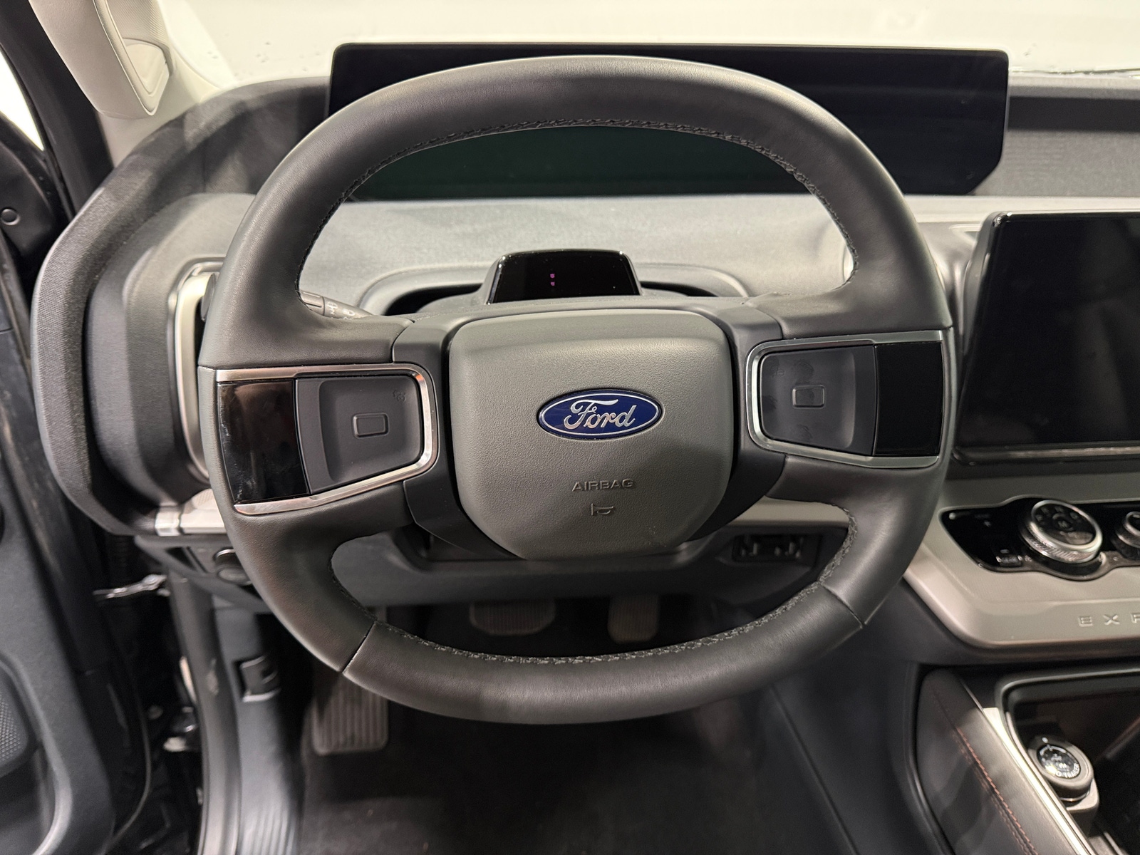 Thumbnail: 2025 Ford Expedition - 4