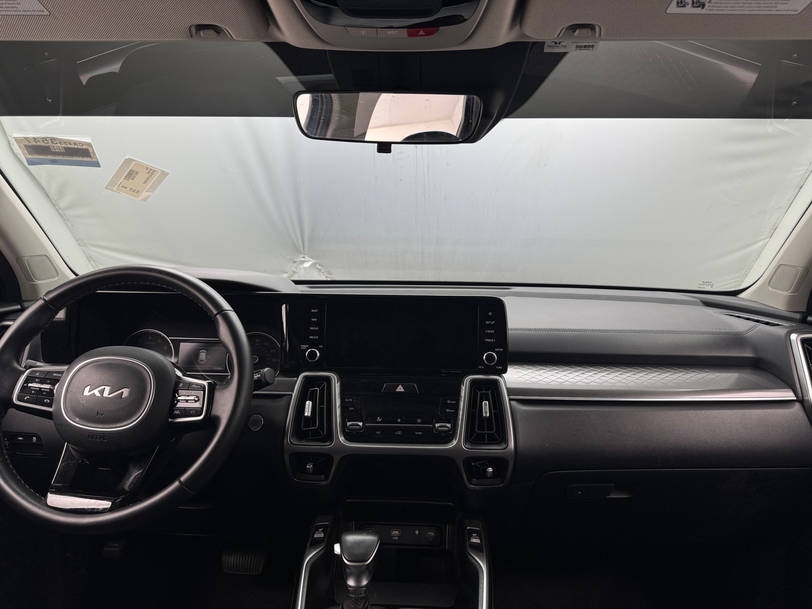 Thumbnail: 2023 Kia Sorento - 2