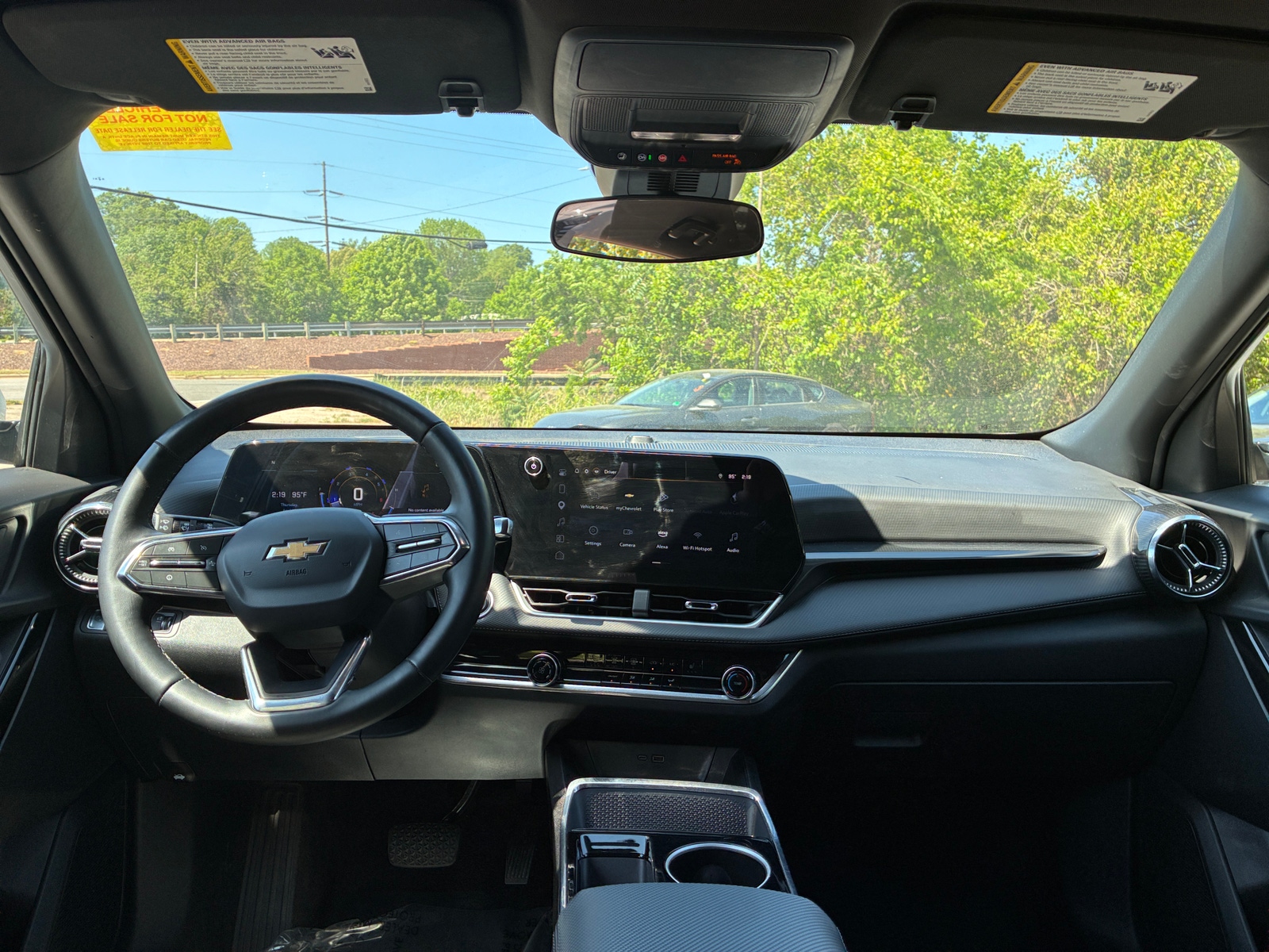 Thumbnail: 2025 Chevrolet Equinox - 3