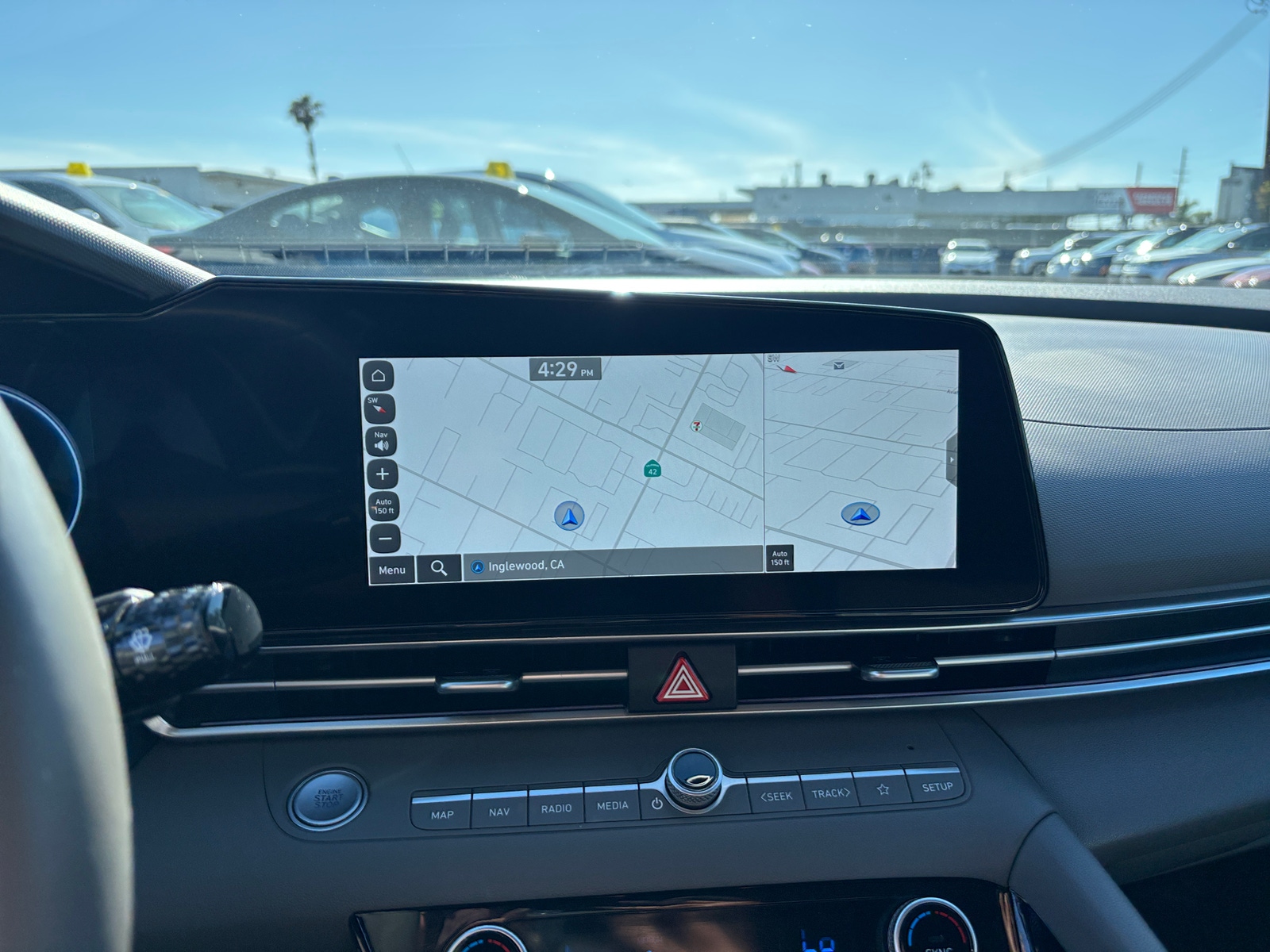 Thumbnail: 2025 Hyundai Elantra - 4