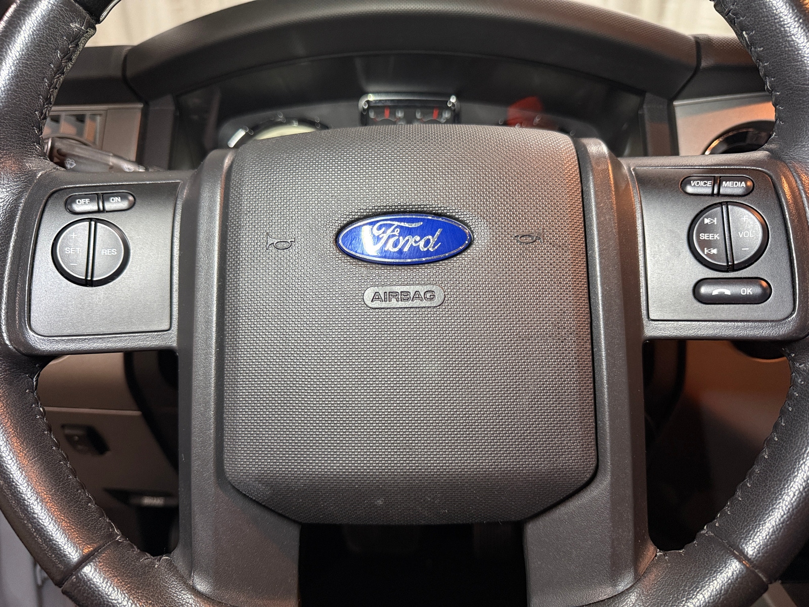 Thumbnail: 2012 Ford Expedition - 4