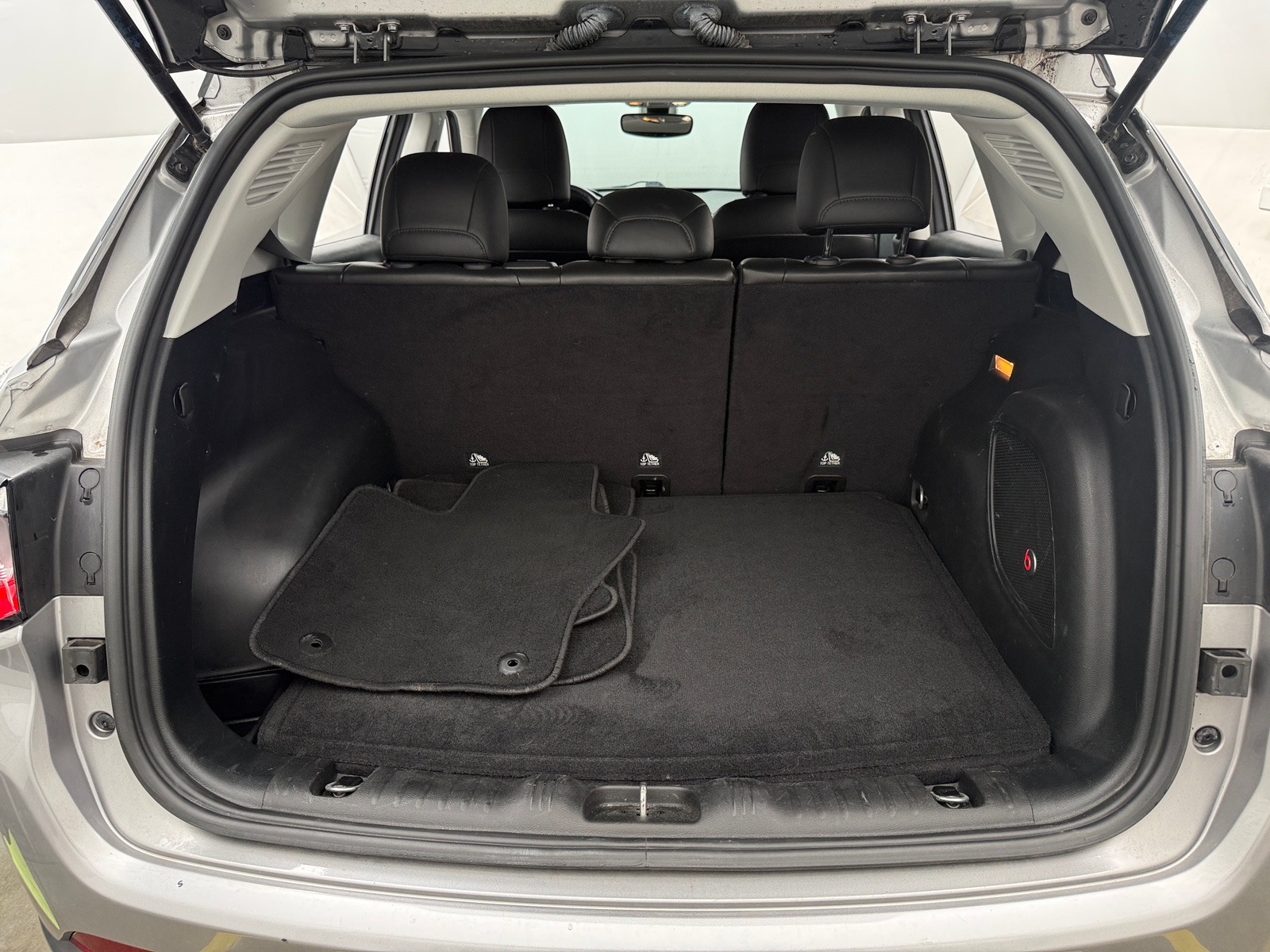 Thumbnail: 2019 Jeep Compass - 6