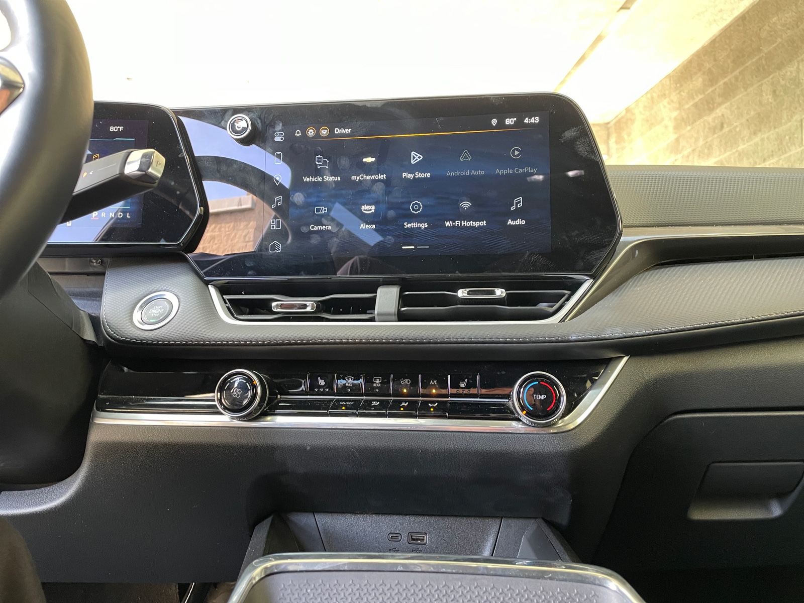 Thumbnail: 2025 Chevrolet Equinox - 4