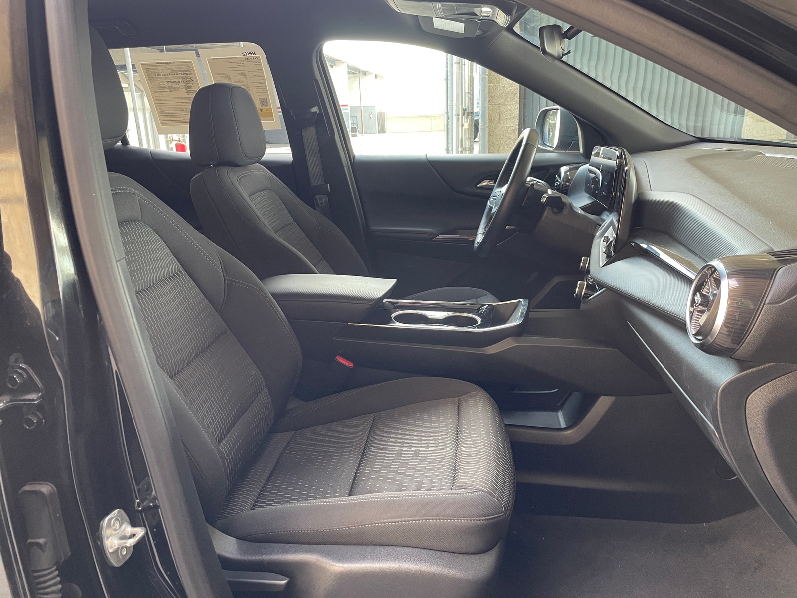 Thumbnail: 2025 Chevrolet Equinox - 2