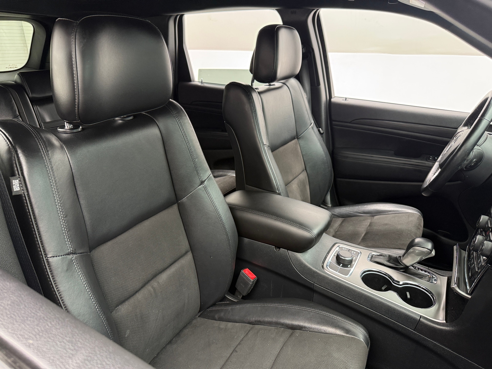 Thumbnail: 2020 Jeep Grand Cherokee - 2