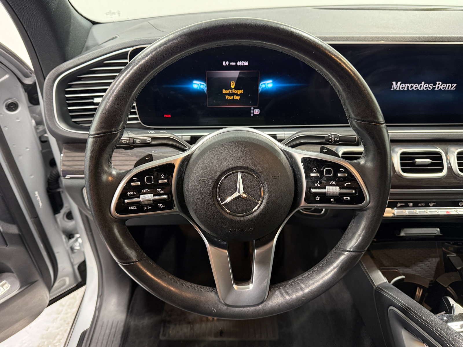 Thumbnail: 2020 Mercedes-Benz GLE - 4