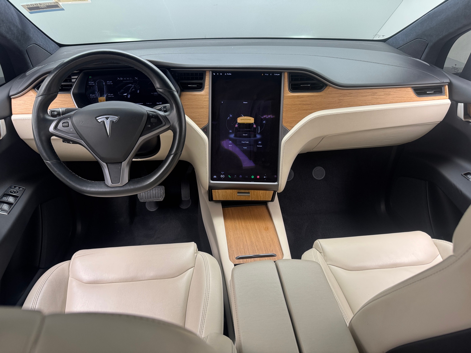 Thumbnail: 2020 Tesla Model X - 2