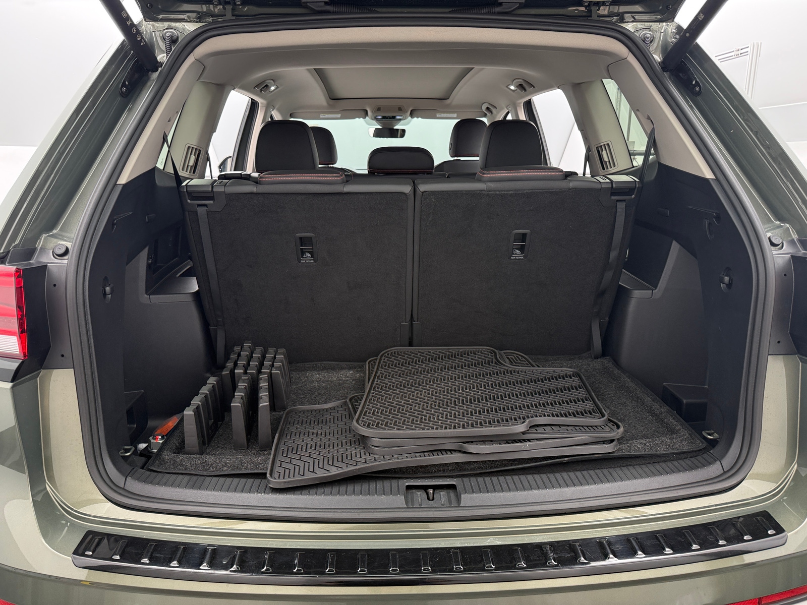 Thumbnail: 2025 Volkswagen Atlas - 6