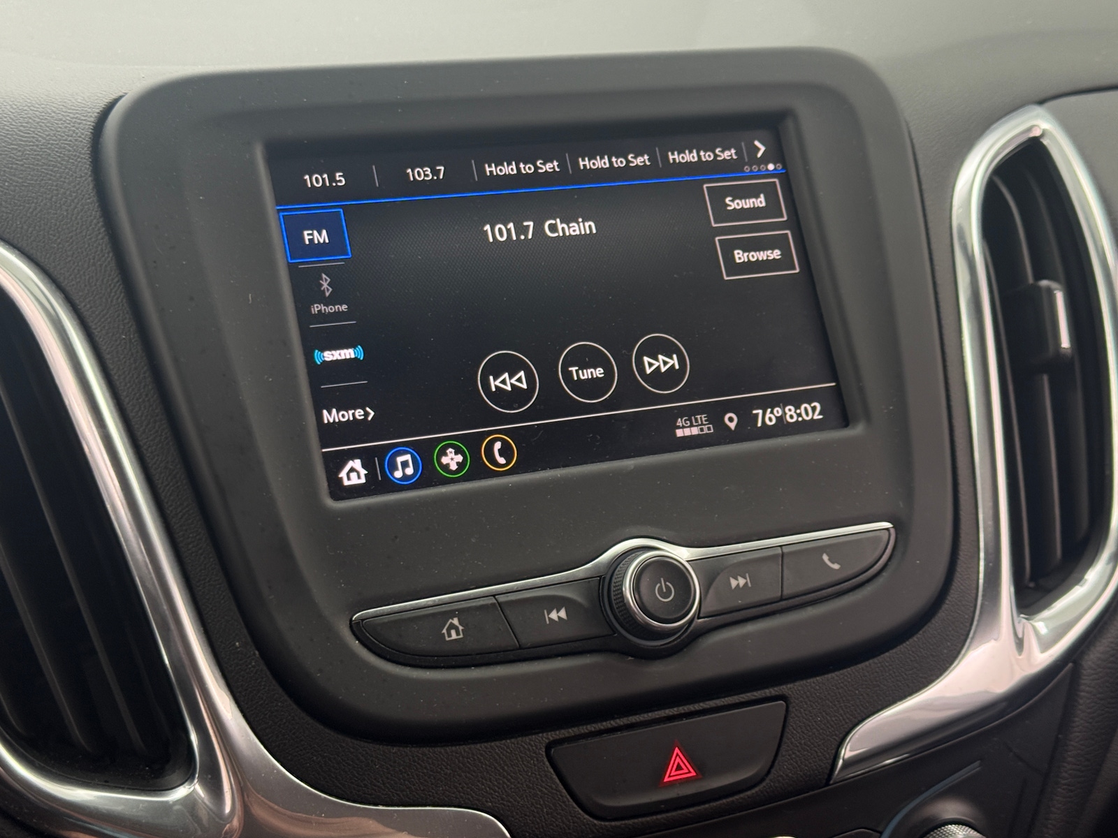 Thumbnail: 2020 Chevrolet Equinox - 4