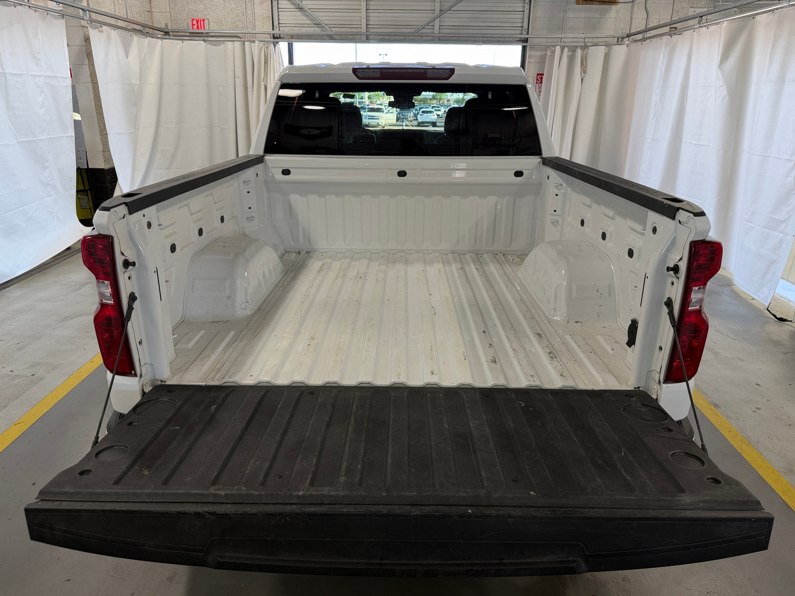 Thumbnail: 2024 Chevrolet Silverado 1500 - 7