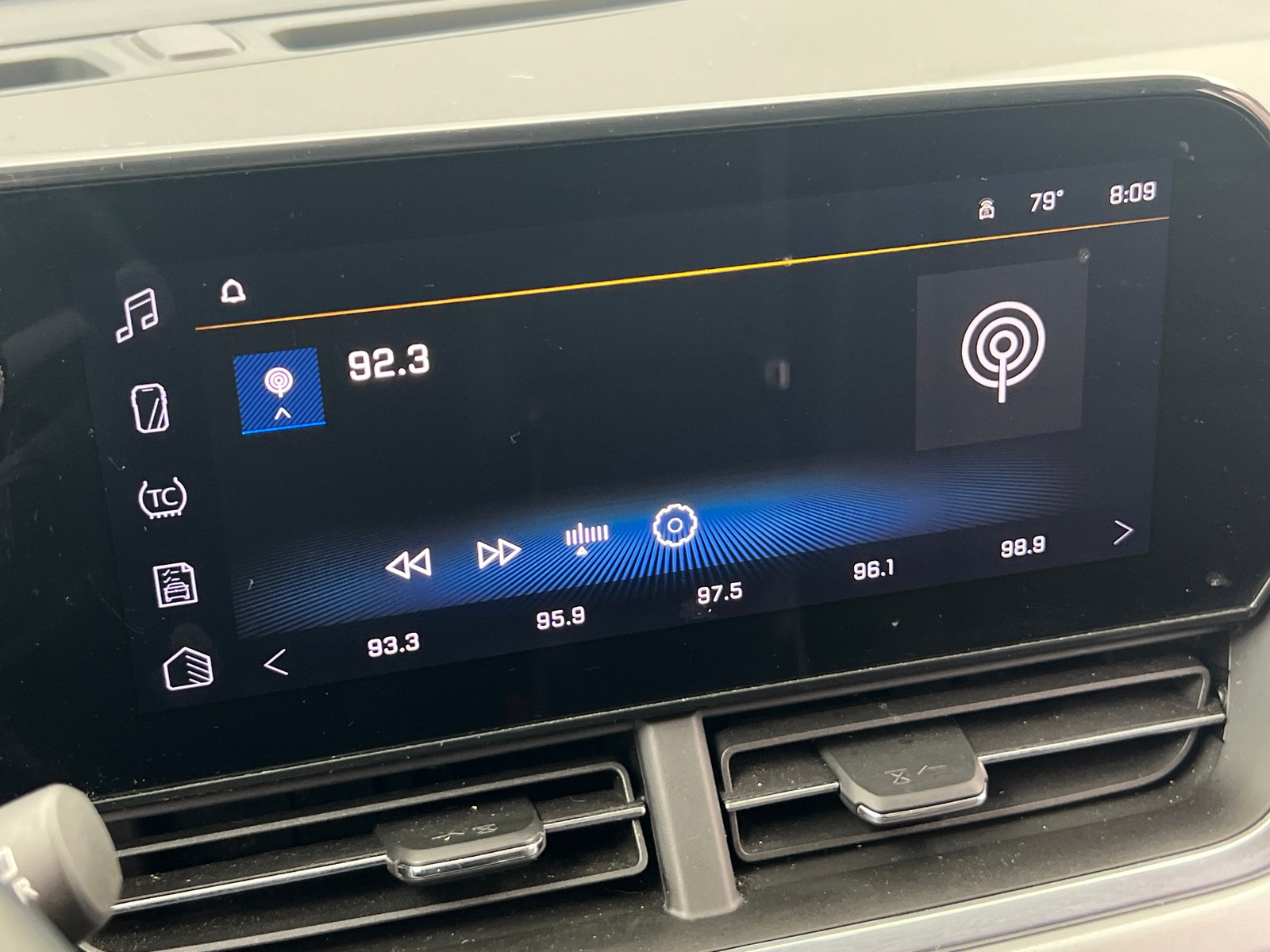 Thumbnail: 2024 Chevrolet Trax - 4