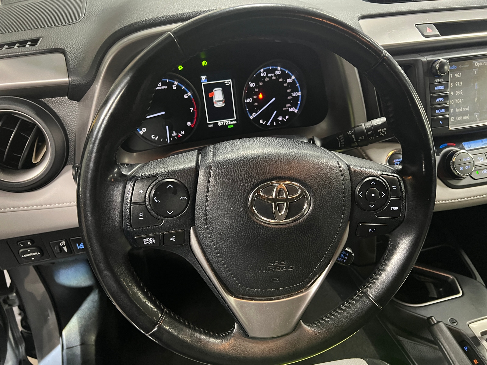 Thumbnail: 2018 Toyota RAV4 - 5