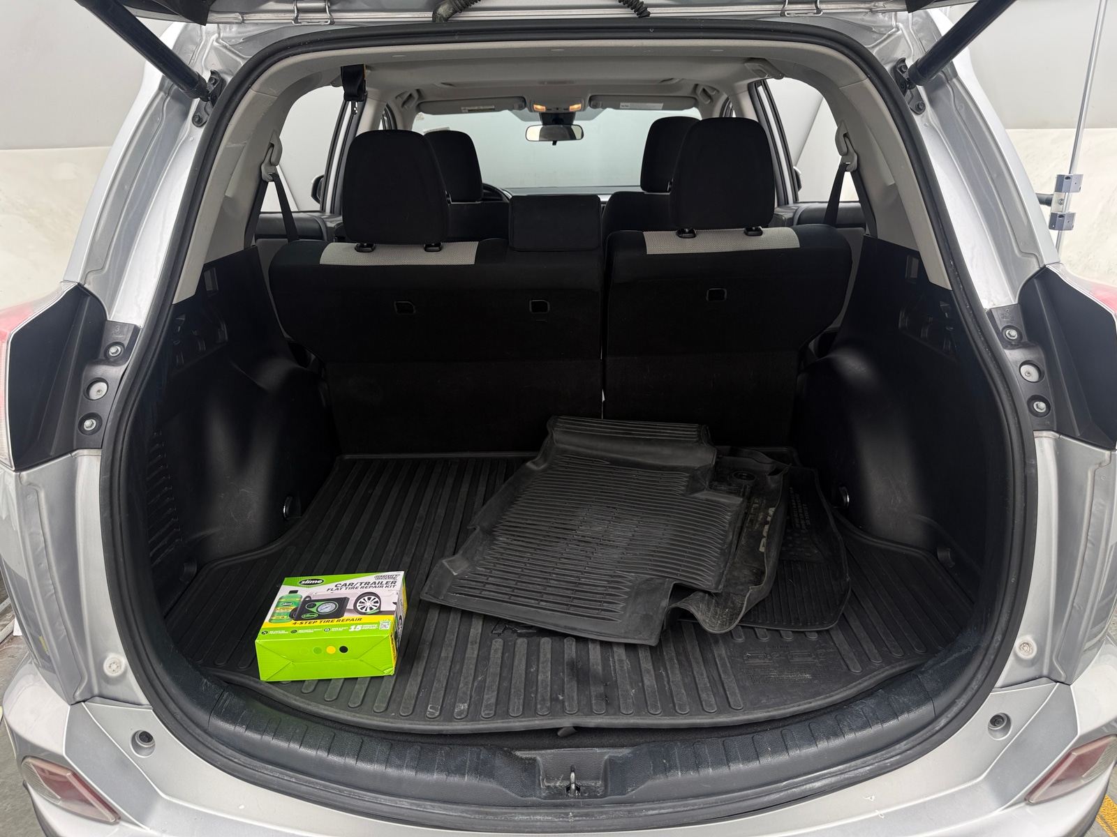 Thumbnail: 2018 Toyota RAV4 - 7