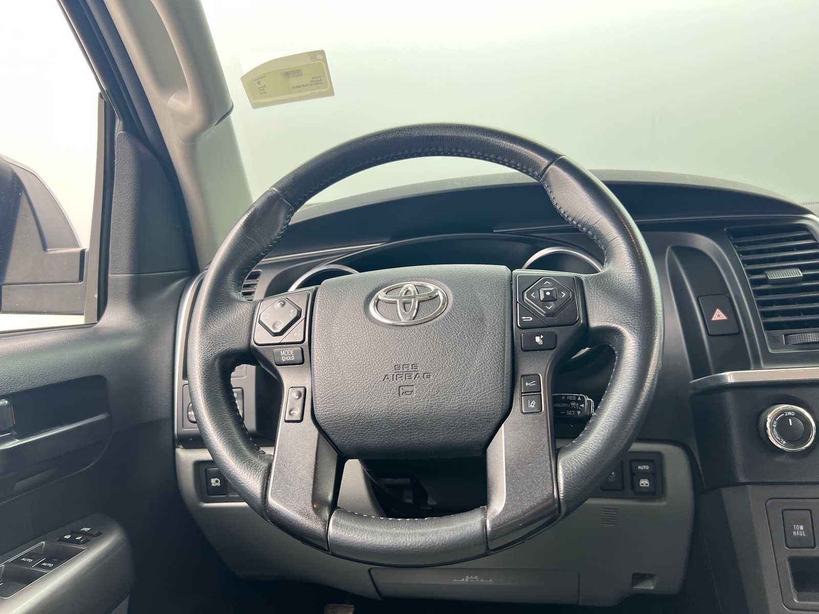 Thumbnail: 2018 Toyota Sequoia - 5