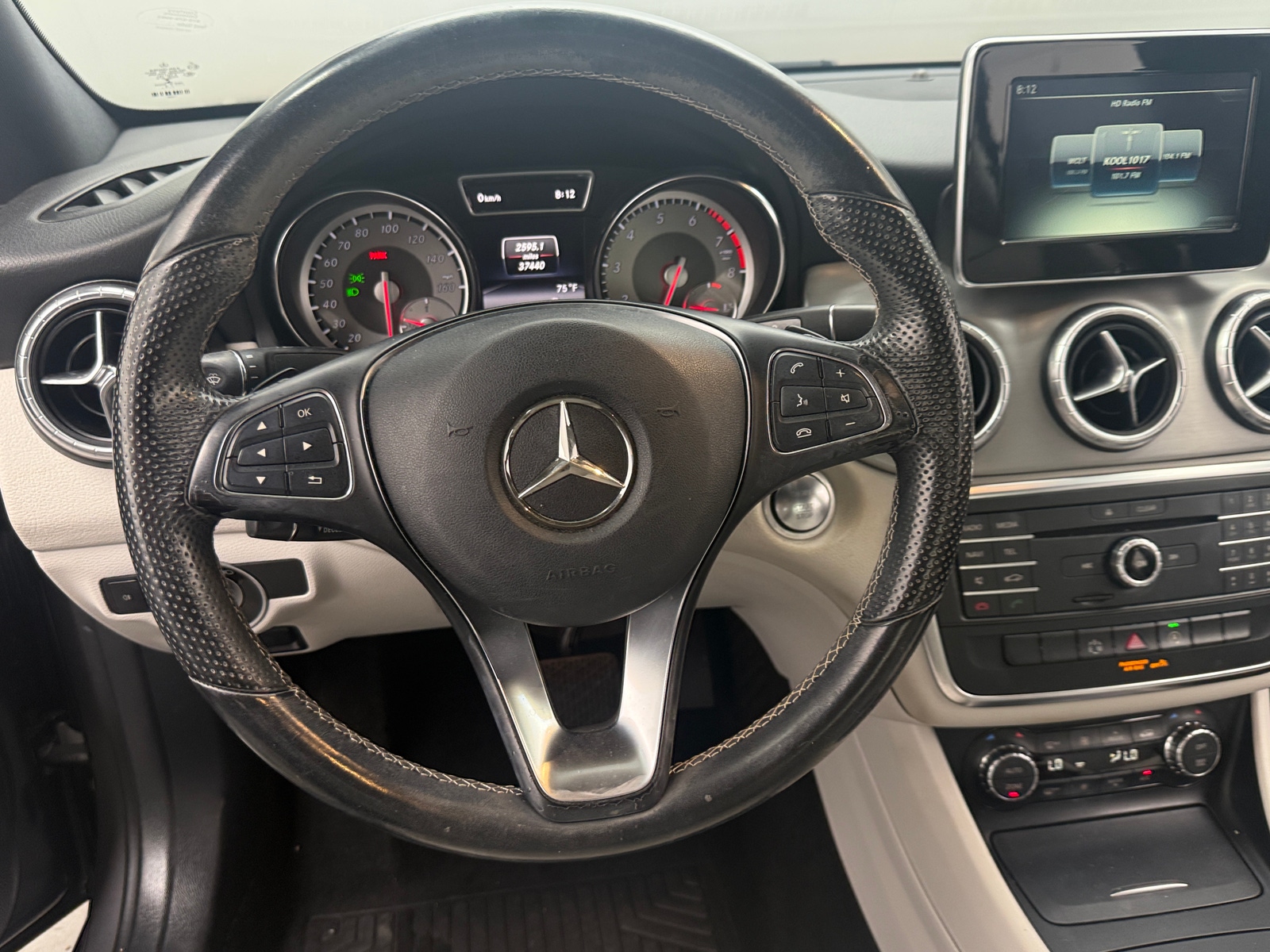 Thumbnail: 2015 Mercedes-Benz CLA - 4