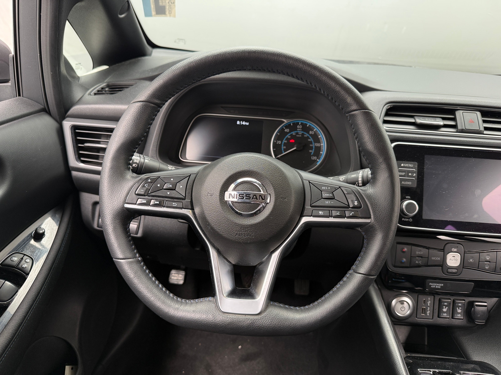 Thumbnail: 2022 Nissan Leaf - 5